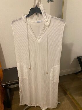 blue island White Knit Hooded Sleeveless Cover-Up